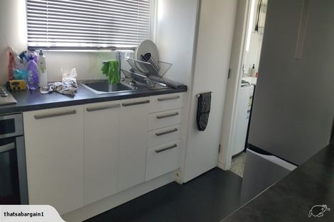 Photo of property in 18/125 Queens Drive, Lyall Bay, Wellington, 6022