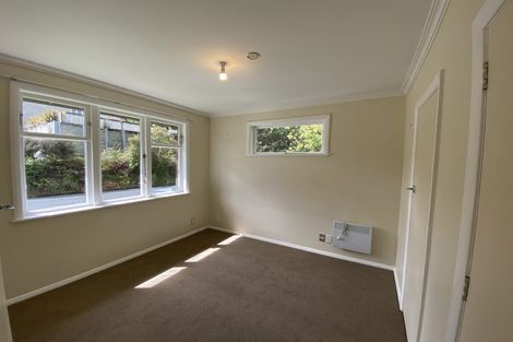 Photo of property in 10 Vista Crescent, Maoribank, Upper Hutt, 5018
