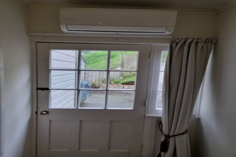 Photo of property in 2 Caprera Street, Melrose, Wellington, 6023