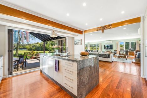 Photo of property in 94 Clevedon-takanini Road, Clevedon, Papakura, 2582