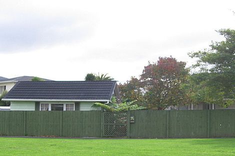 Photo of property in 2 Percy Cameron Street, Avalon, Lower Hutt, 5011