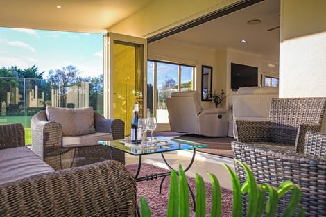 Photo of property in 475 Stoney Creek Road, Kelvin Grove, Palmerston North, 4470