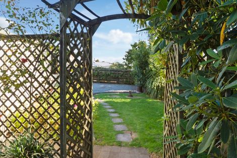 Photo of property in 2/24 Kiddle Drive, Hilltop, Taupo, 3330