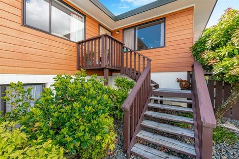 Photo of property in 59 Rhinevale Close, Henderson, Auckland, 0612