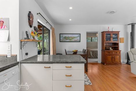 Photo of property in 9 Bickerstaffe Road, Maungaturoto, 0520