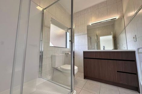 Photo of property in 39 Golfland Drive, Golflands, Auckland, 2013