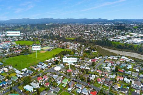 Photo of property in 97 Cobham Crescent, Kelston, Auckland, 0602