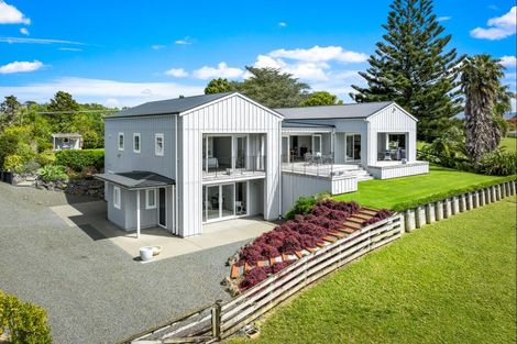Photo of property in 201 Takatu Road, Tawharanui Peninsula, Warkworth, 0986