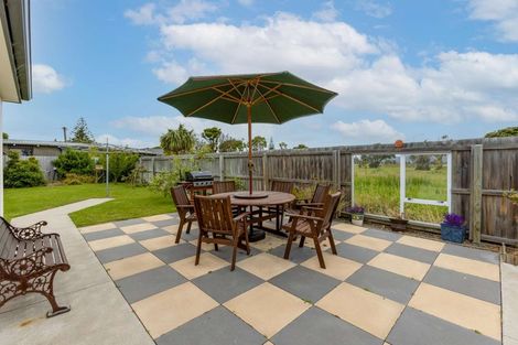 Photo of property in 409 Estuary Road, South New Brighton, Christchurch, 8062
