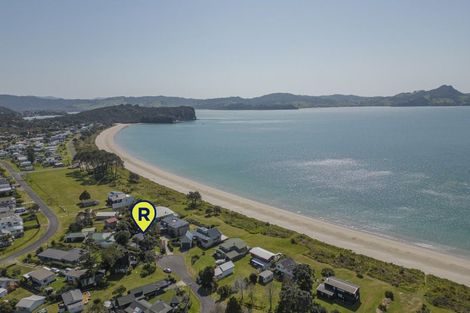 Photo of property in 6 Endeavour Place, Cooks Beach, Whitianga, 3591
