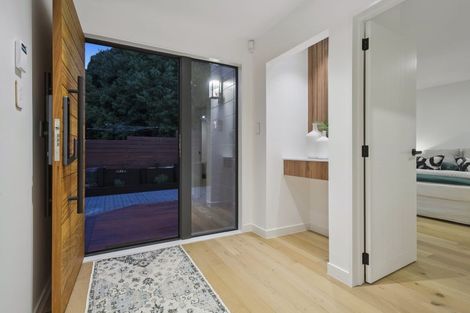 Photo of property in 3b Serrata Place, Browns Bay, Auckland, 0630