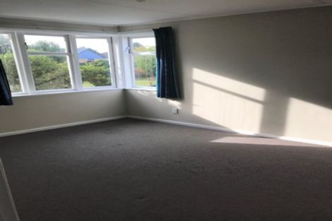 Photo of property in 90 Holland Road, Fairfield, Hamilton, 3214