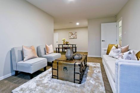 Photo of property in 25 Para Close, Fairview Heights, Auckland, 0632