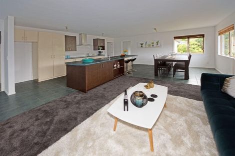 Photo of property in 39 Zefiro Drive, Massey, Auckland, 0614