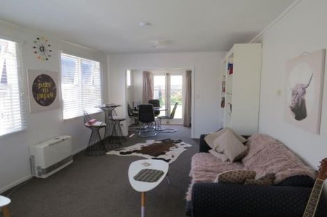 Photo of property in 59 Morley Street, New Plymouth, 4310