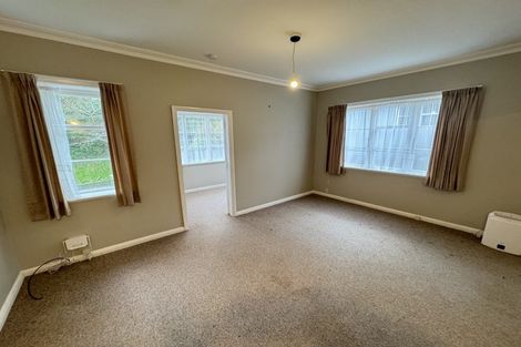 Photo of property in 40 Sunshine Avenue, Karori, Wellington, 6012