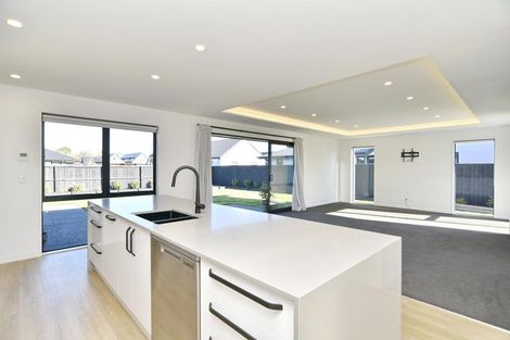 Photo of property in 11 Saint James Place, Rangiora, 7400