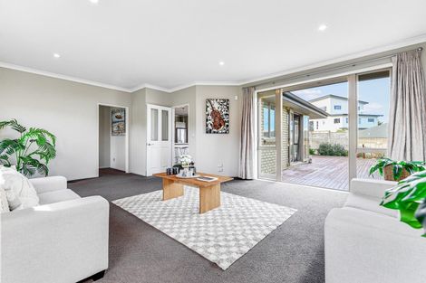 Photo of property in 42 Heathfield Avenue, Huntington, Hamilton, 3210