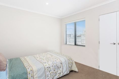 Photo of property in 9 Hiria Crescent, Papamoa Beach, Papamoa, 3118