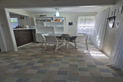 Photo of property in 6 Totara Grove, Hillcrest, Auckland, 0627