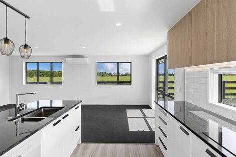 Photo of property in 36 Plover Avenue, Amberley, 7410