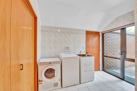 Photo of property in 11 Richardson Street, Britannia Heights, Nelson, 7010