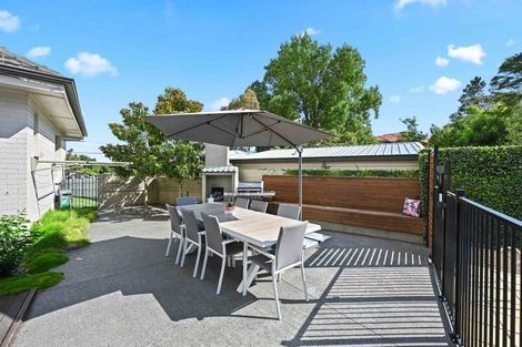 Photo of property in 31 Beerescourt Road, Beerescourt, Hamilton, 3200