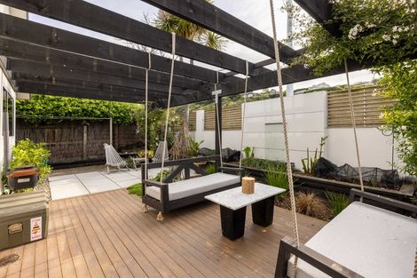 Photo of property in 2/16 Wakatu Avenue, Moncks Bay, Christchurch, 8081