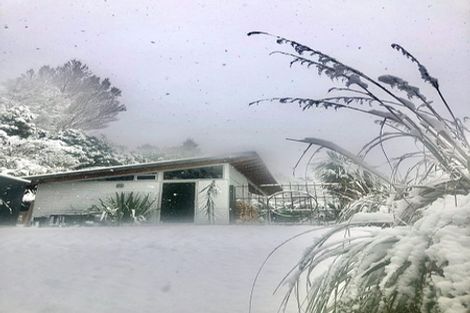 Photo of property in 2 Arthurs Track, Arthurs Point, Queenstown, 9371