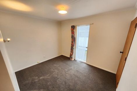 Photo of property in 77a Pahiatua Street, Hokowhitu, Palmerston North, 4410