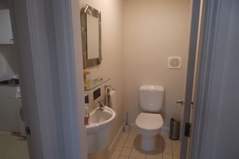 Photo of property in 153c Grant Road, Thorndon, Wellington, 6011