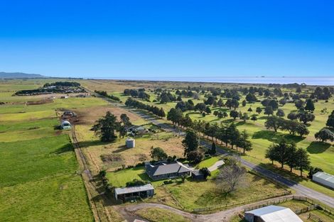 Photo of property in 21 Aerodrome Road, Thornton, Whakatane, 3191