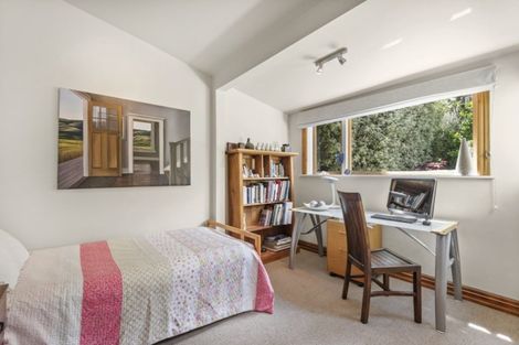 Photo of property in 12 Palm Grove, Berhampore, Wellington, 6023