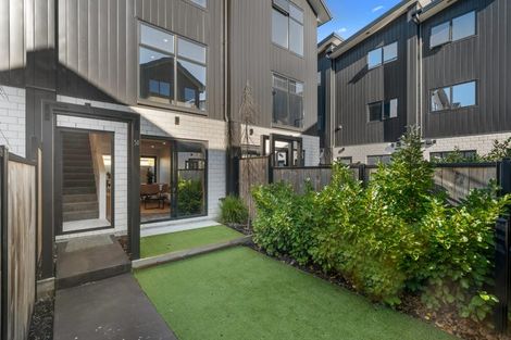 Photo of property in 2/50 Stewart Street, Christchurch Central, Christchurch, 8011