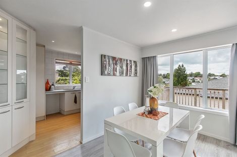 Photo of property in 52 Sycamore Drive, Sunnynook, Auckland, 0620
