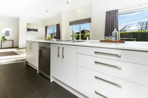 Photo of property in 16 Lane Street, Wallaceville, Upper Hutt, 5018