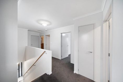 Photo of property in 16 Kuparu Street, Weymouth, Auckland, 2103