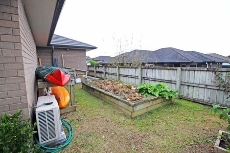 Photo of property in 27 Trauzer Place, Flagstaff, Hamilton, 3210