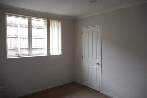 Photo of property in 182 Keri Vista Rise, Papakura, 2110