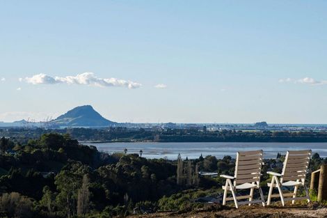 Photo of property in 34 Te Auhi Way, Welcome Bay, Tauranga, 3112