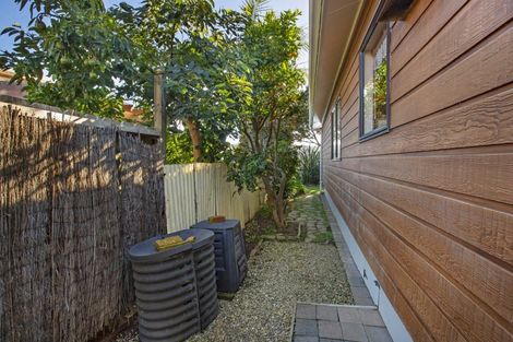 Photo of property in 58a Wallis Street, Raglan, 3225