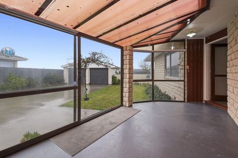 Photo of property in 9 Cornet Lane, Aranui, Christchurch, 8061