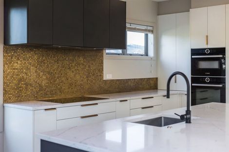 Photo of property in 29 Kaimai Place, Aotea, Porirua, 5024