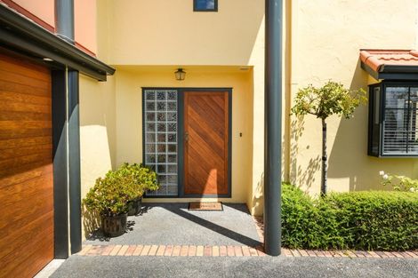 Photo of property in 96 Pacific Drive, Fitzherbert, Palmerston North, 4410