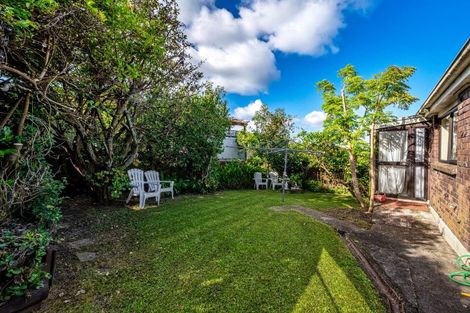 Photo of property in 3/50 Moore Street, Howick, Auckland, 2014