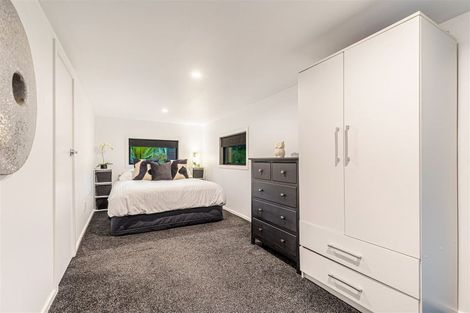 Photo of property in 6 Tawari Road, Henderson Valley, Auckland, 0612