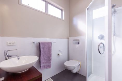 Photo of property in 186d Heta Road, Highlands Park, New Plymouth, 4312