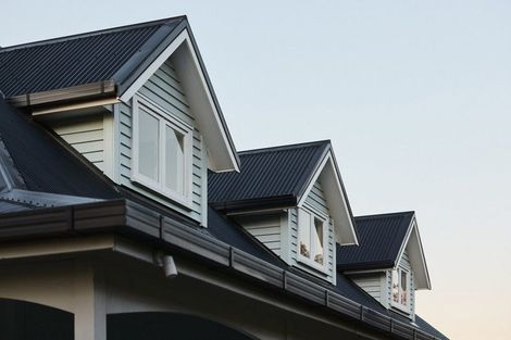 Photo of property in 10 Cobden Road, Bluff Hill, Napier, 4110