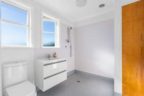 Photo of property in 27 Bledisloe Street, Levin, 5510