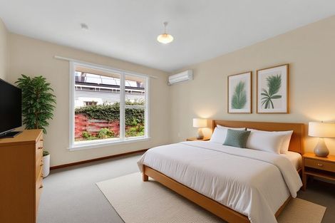 Photo of property in 2/694 Avonside Drive, Avonside, Christchurch, 8061